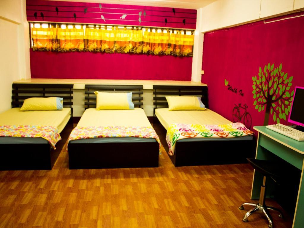 Walkinn Guesthouse 1 Chiang Mai Zimmer foto
